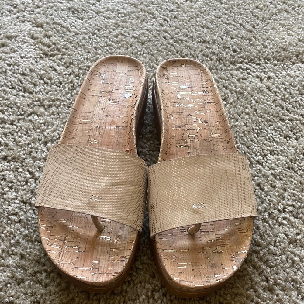 Donald Pliner sandals